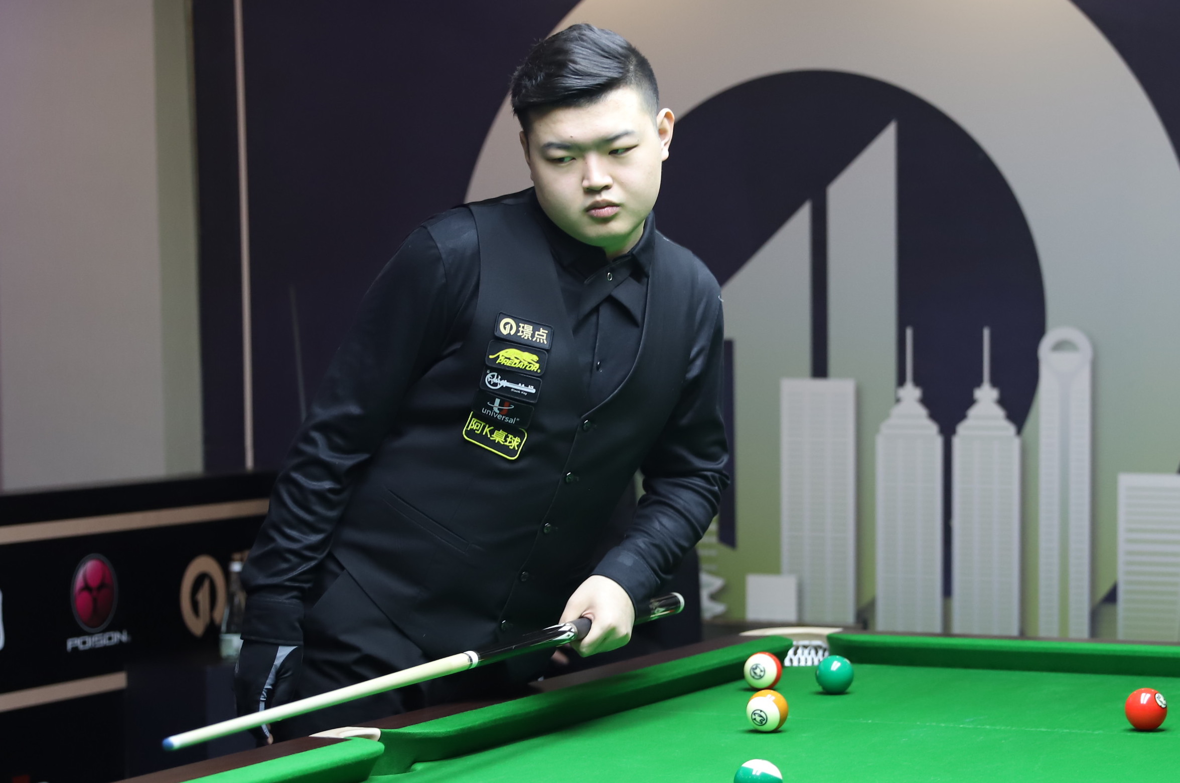 也为中国足 也为中国足