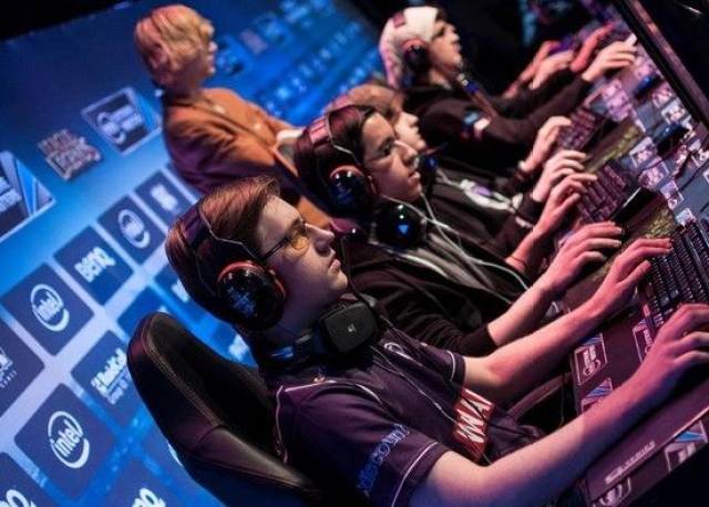 亚洲杯一直 亚洲杯一直