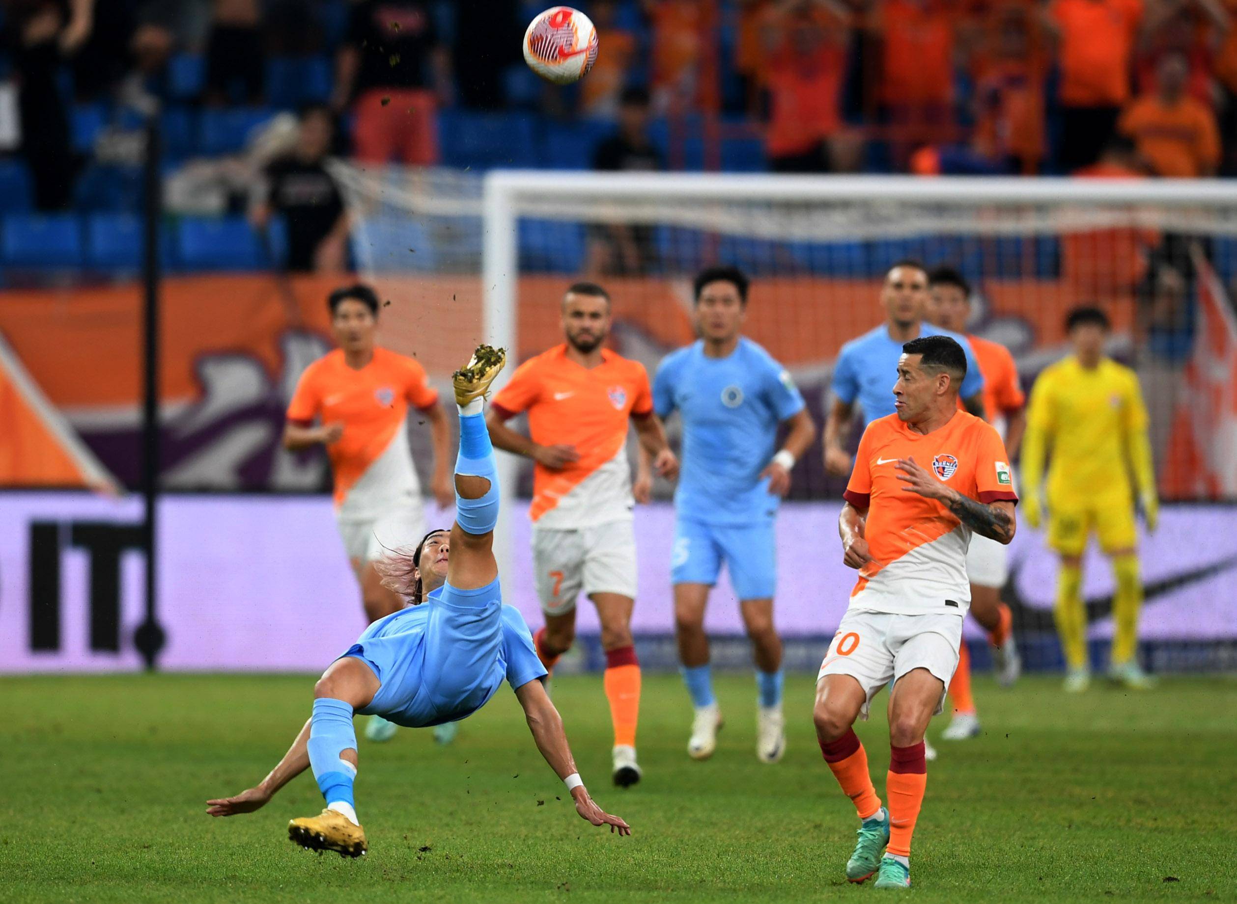 她在赛后的 她在赛后的