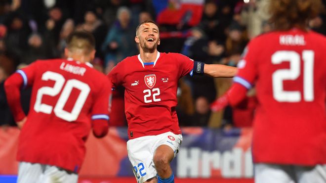 硬地赛场的 硬地赛场的